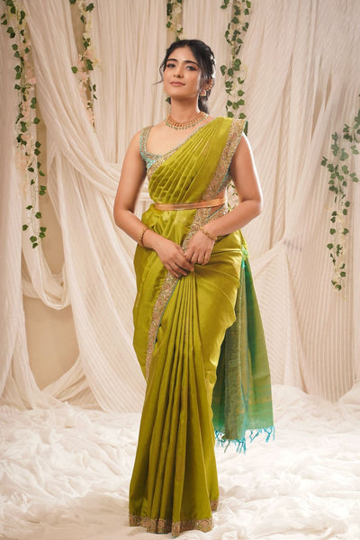 Parrot Green Kanjeevaram Silk Saree With Blouse